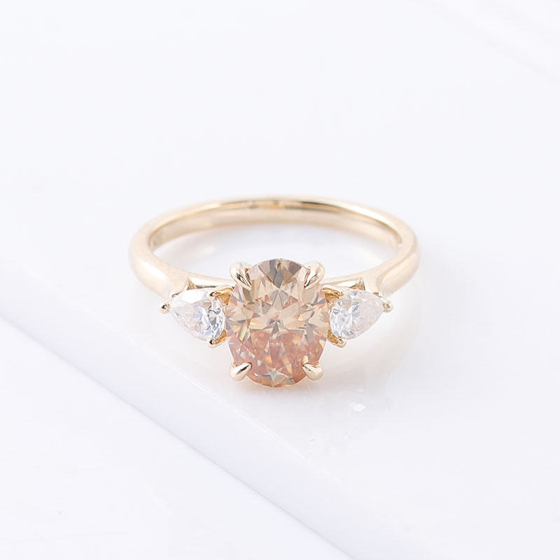 Moissanite Ring - Provence 10K สีเหลืองทองสามแหวนหิน 6*8 มม.แชมเปญ Moissanite