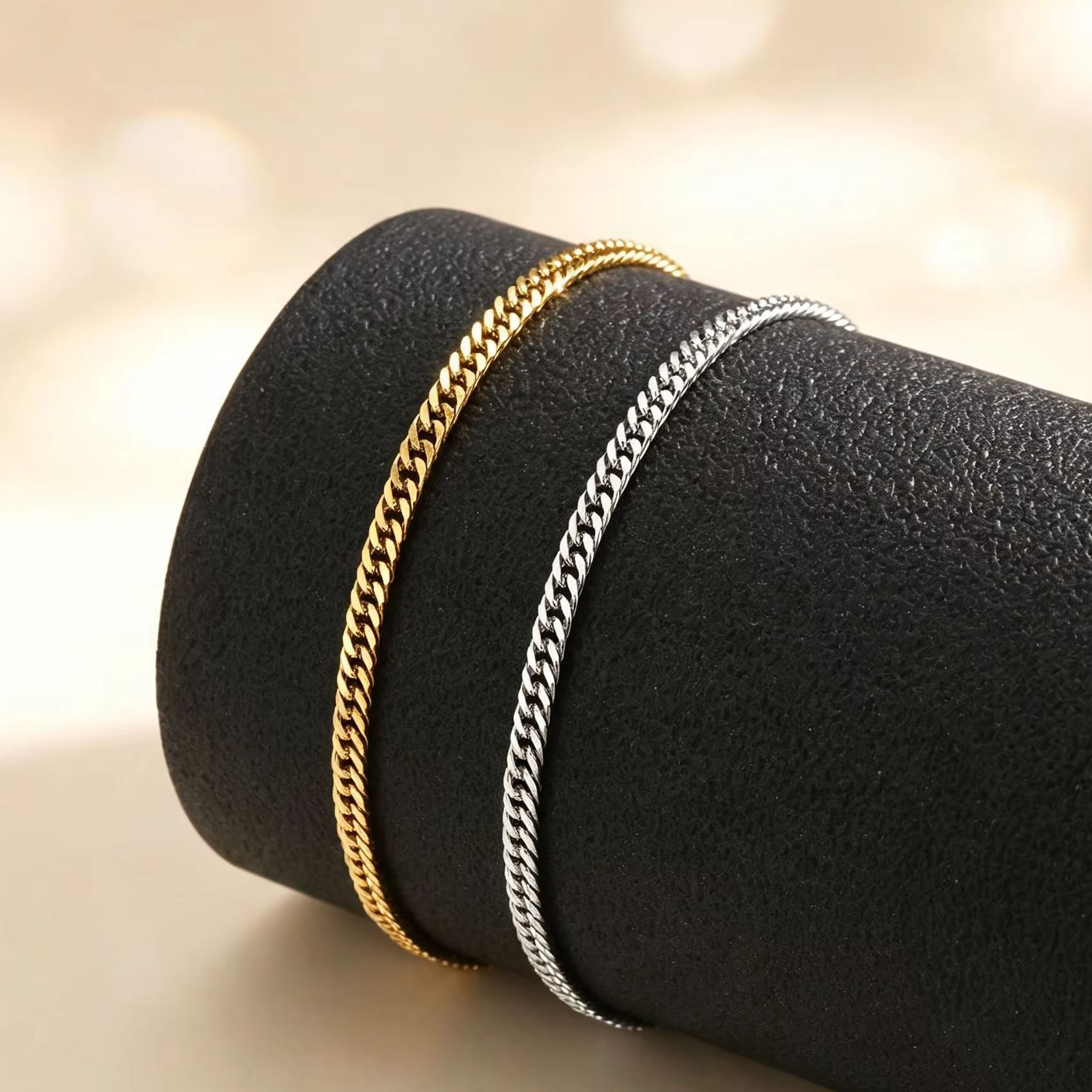 Jc Jewelry & Watches - สร้อยข้อเท้าคิวบาแบบบางสำหรับผู้หญิง, สร้อยข้อเท้าสแตนเลสแบบ Curb Link, เหมาะสำหรับใส่ไปเที่ยวทะเลหรือสระว่ายน้ำ, เครื่องประดับเลเยอร์แบบเรียบหรู,