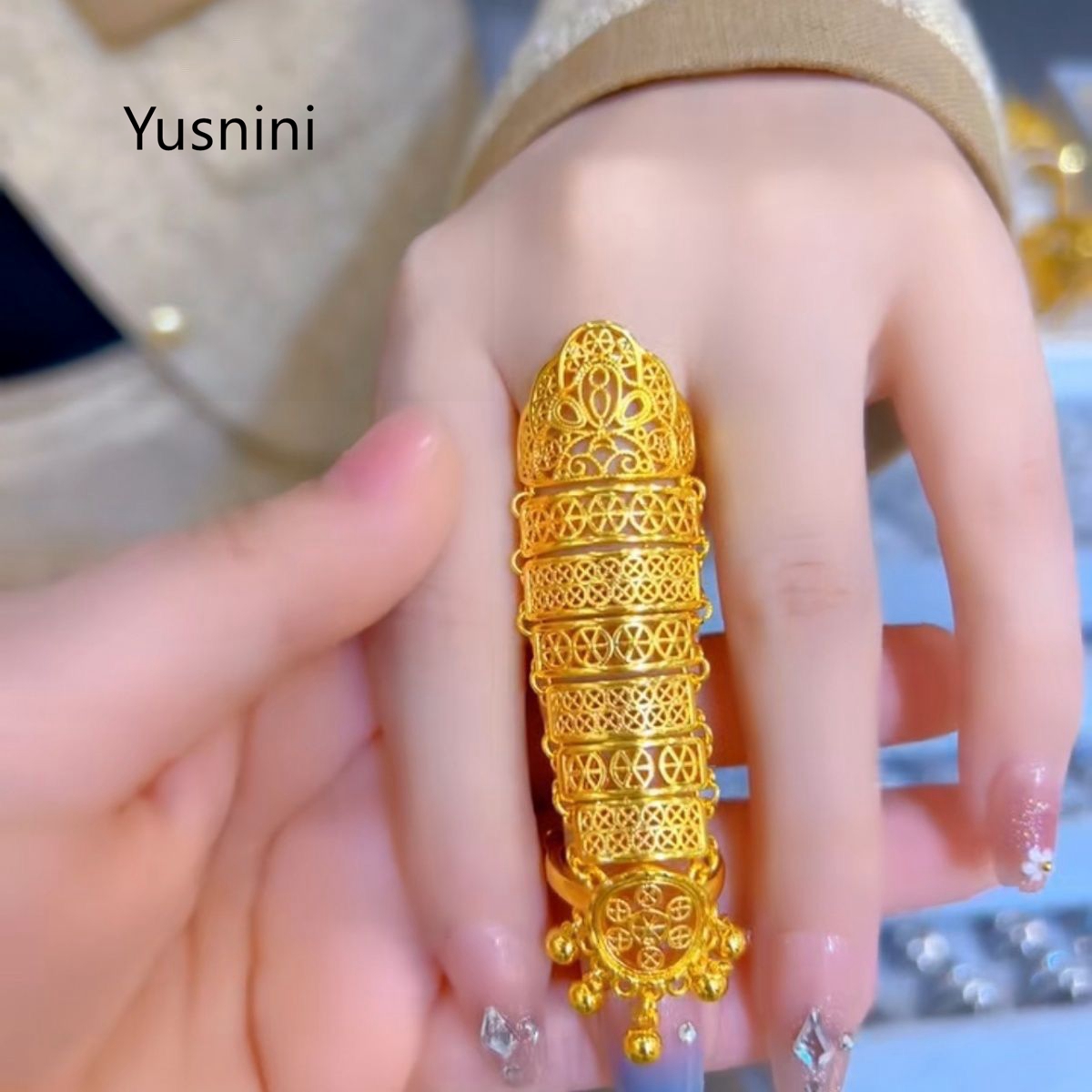 Statement Cocktail Ring - แหวนทองชุบ 24K สไตล์ชาติพันธุ์แบบโปร่ง ดีไซน์ใหม่จากดูไบ ขายดี สำหรับผู้หญิง