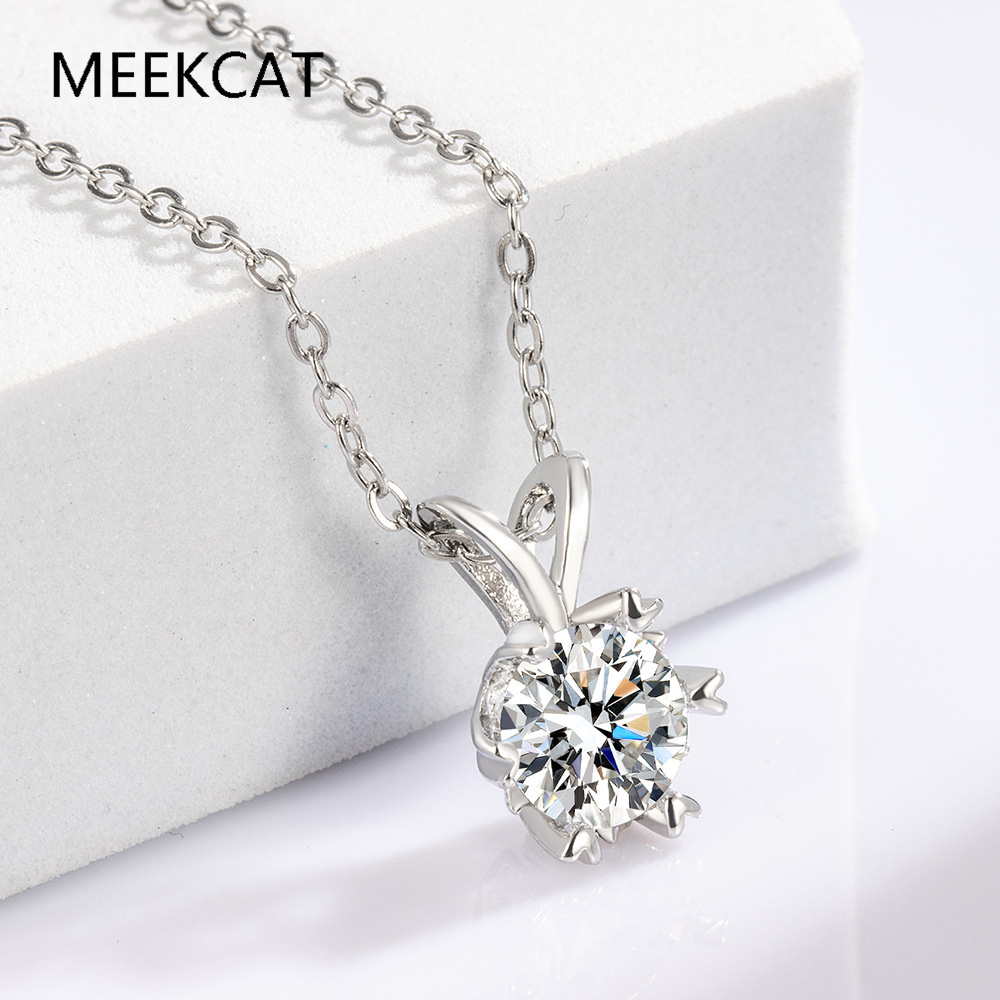 Crystal Choker Necklace - สร้อยคอโมอิสซาไนต์ทรงฮาโลสำหรับผู้หญิง เพชรเพาะเลี้ยง 1 กะรัต เงินแท้ 925