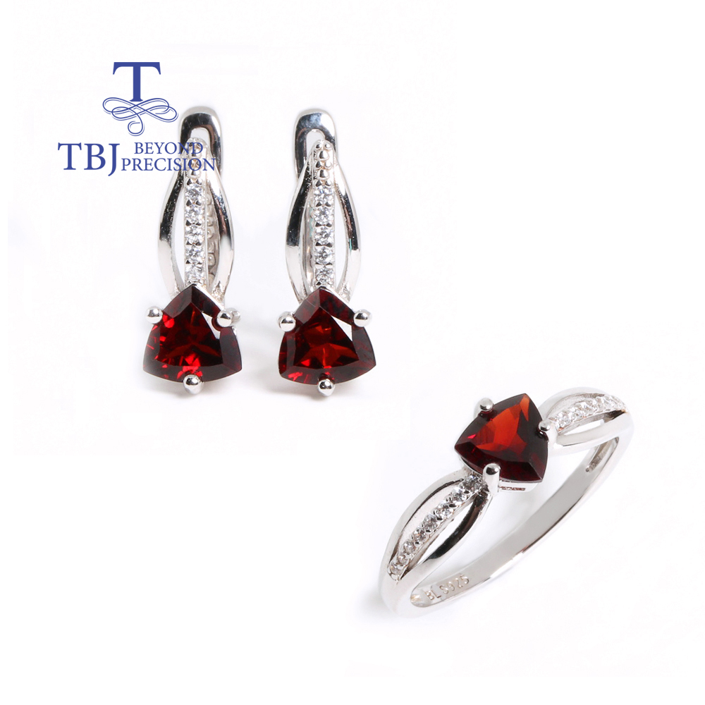 Birthstone Ring Set - 2026, ต่างหูเงิน 925 สุดหรู ชุดเครื่องประดับพลอยประจำเดือนมกราคม พลอยโกเมนสีแดงธรรมชาติจากโมซัมบิก