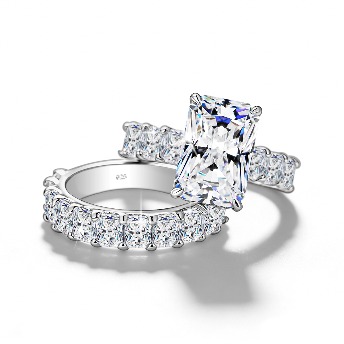 แหวนหมั้นมอยส์ซาไนต์ทรงเรเดียน - Statement Cocktail Ring บทวิจารณ์และราคา