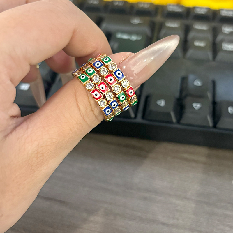 แหวนเคลือบสีแดง ชมพู ฟ้า เขียว - Moissanite Ring บทวิจารณ์และราคา