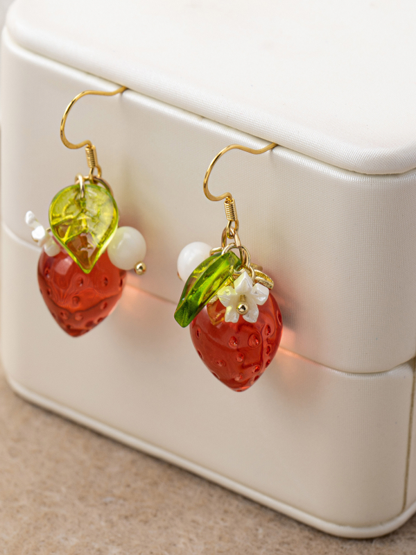 ต่างหูรูปผลไม้สตรอว์เบอร์รี่น่ - Ear Cuff No Piercing บทวิจารณ์และราคา