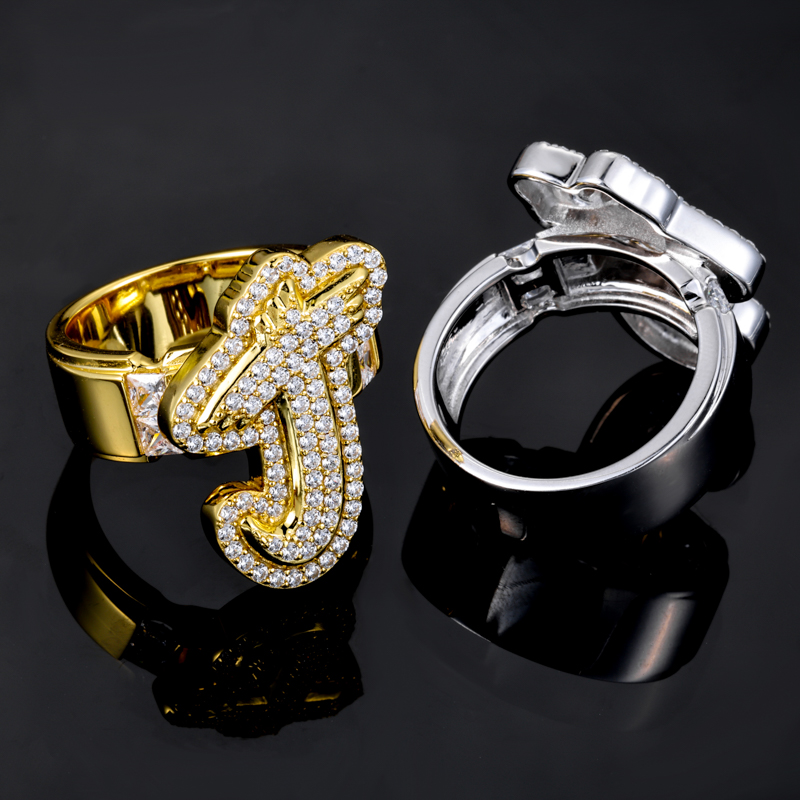แหวนตัวอักษร TUHE ประดับเพชรโม - Moissanite Ring บทวิจารณ์และราคา