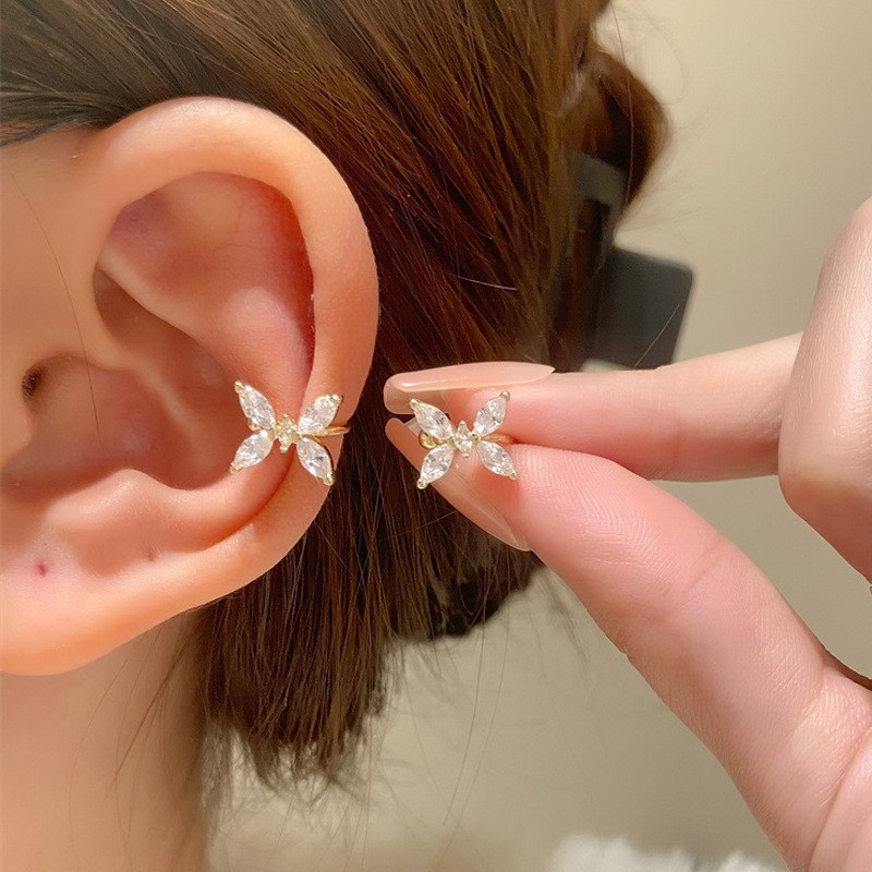 ต่างหูหนีบคริสตัลสไตล์เกาหลีสำ - Ear Cuff No Piercing บทวิจารณ์และราคา