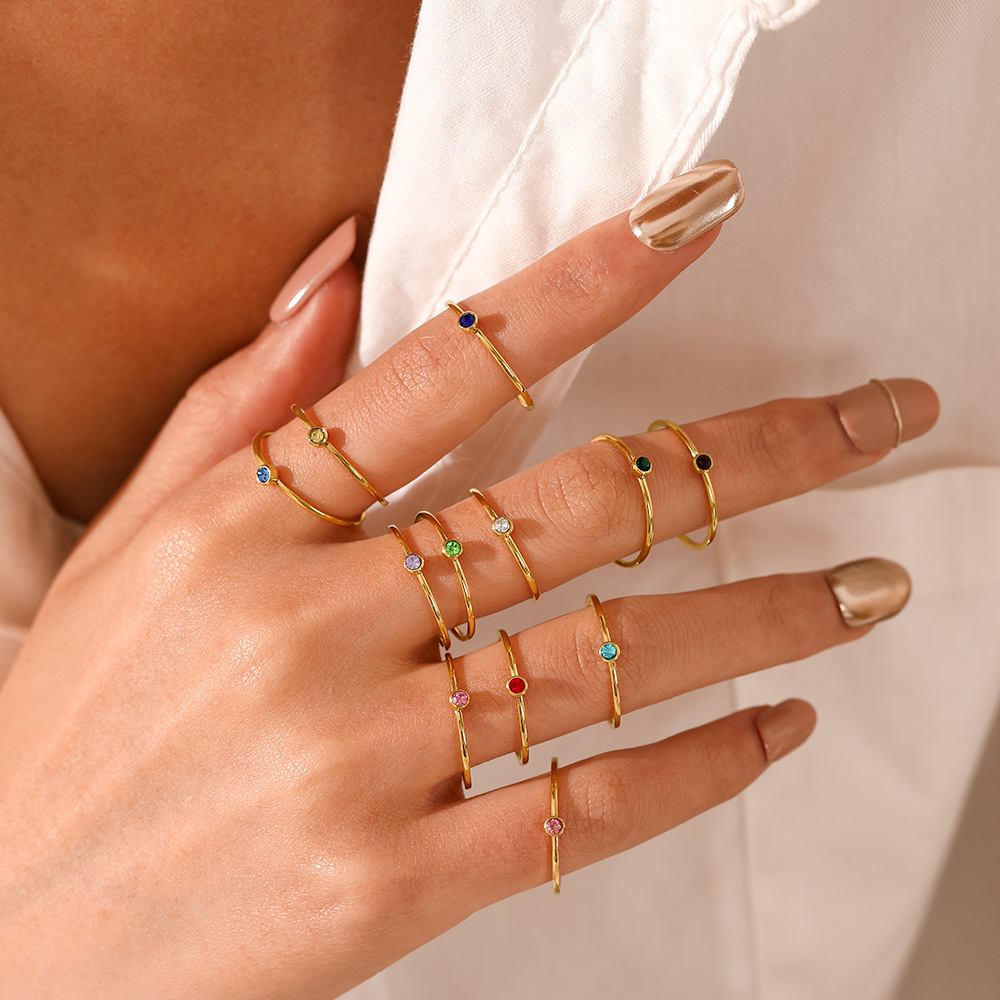 สแตนเลส Birthstone แหวนคริสตัล - Birthstone Ring Set บทวิจารณ์และราคา