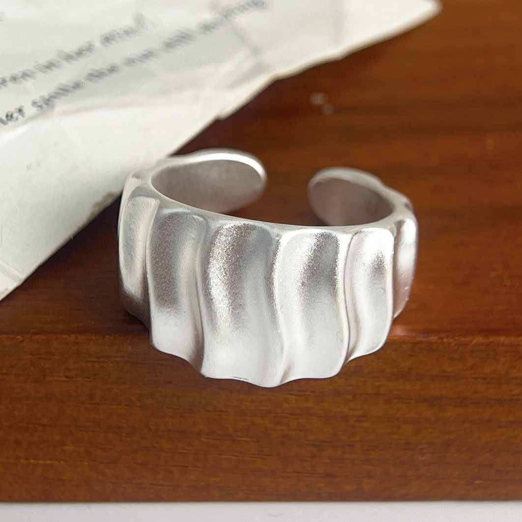 925 แหวนเงินสเตอร์ลิงสําหรับผู - Statement Cocktail Ring บทวิจารณ์และราคา