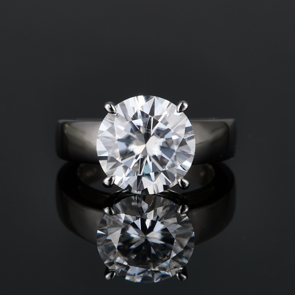 แหวนเพชรโมอิสซาไนต์ 2 กะรัต สี - Moissanite Ring บทวิจารณ์และราคา