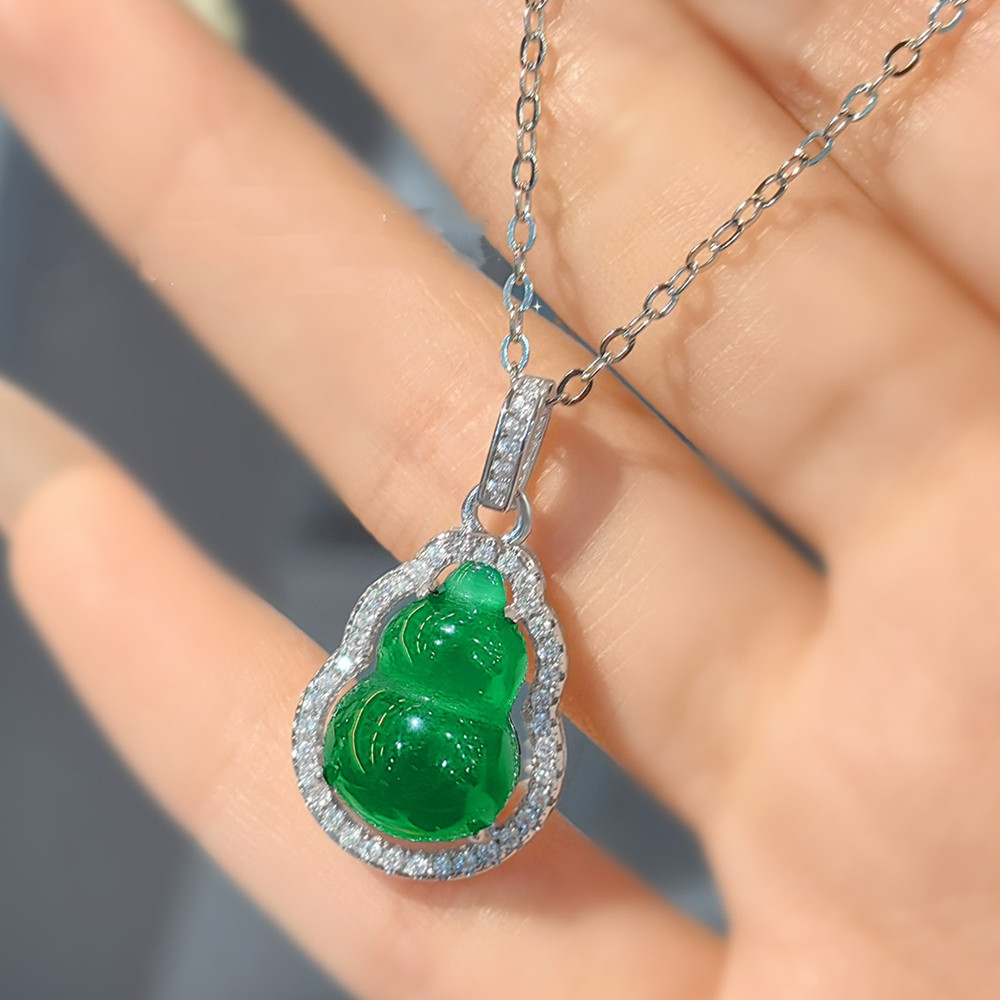 ธรรมชาติสีเขียวอาเกตมรกตอัญมณี - Crystal Choker Necklace บทวิจารณ์และราคา